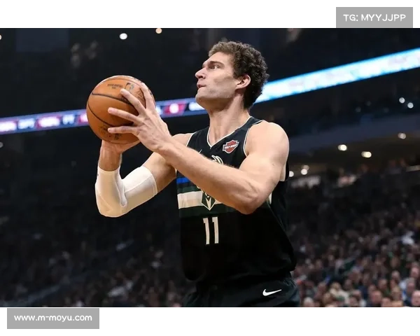 洛佩斯三分成常规武器，中锋打法演变时代缩影